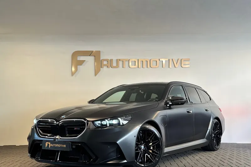 BMW M5 (2025)