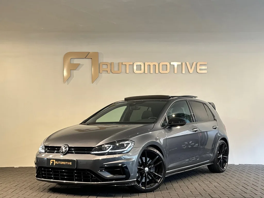 Volkswagen Golf (2018) — foto 1