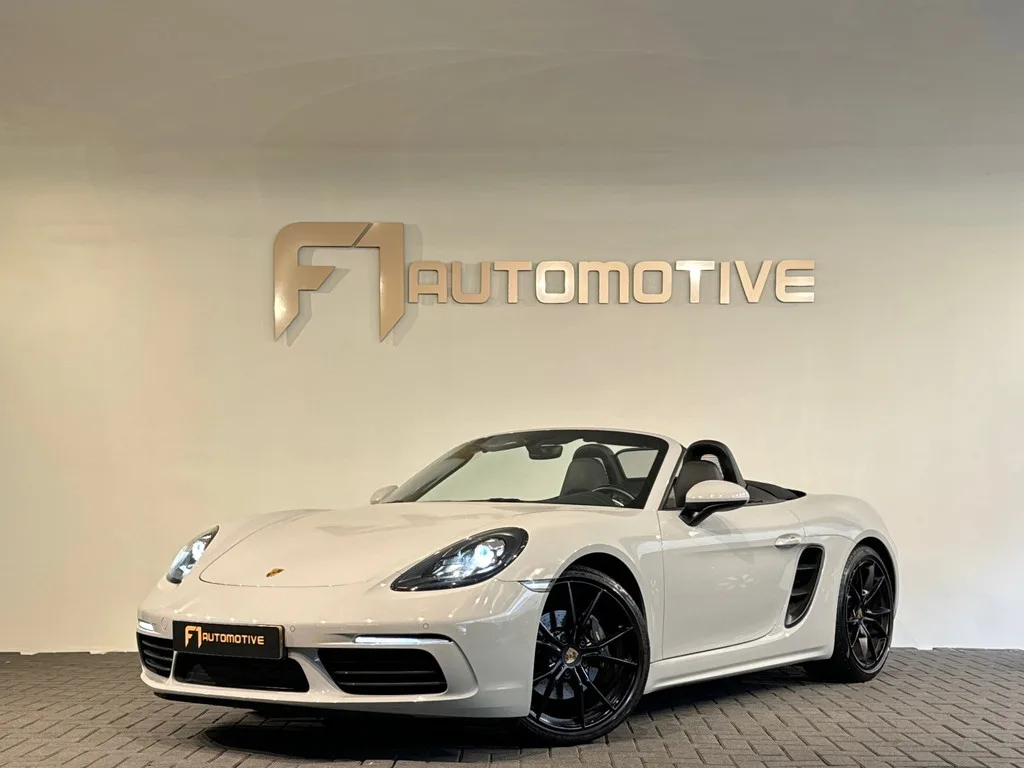 Porsche 718 (2021) — foto 1