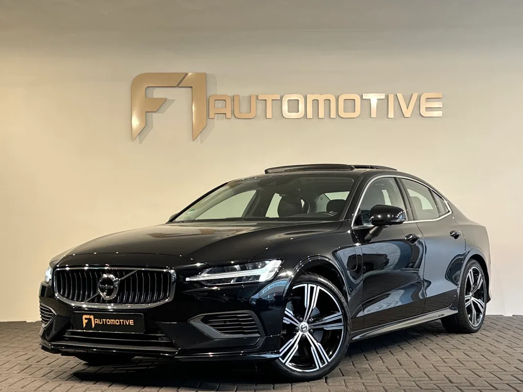 Volvo S60 (2021) — foto 1