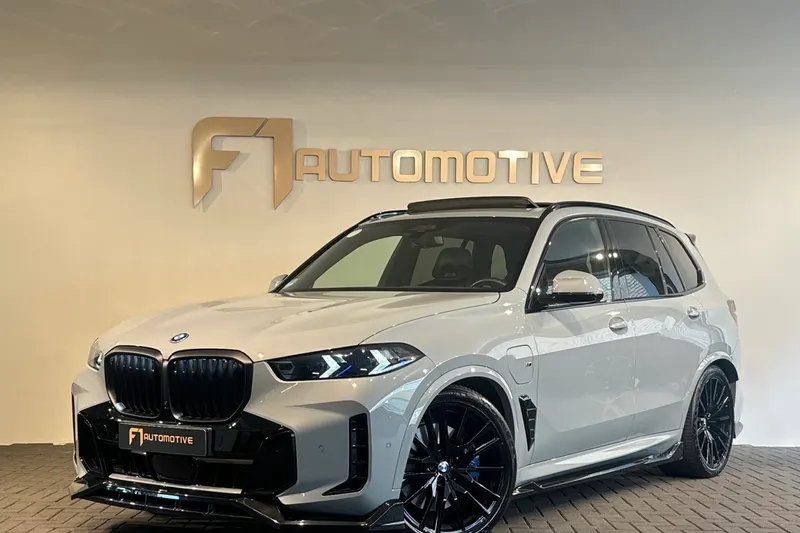BMW X5 (2025)