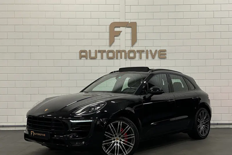 Porsche Macan (2016)