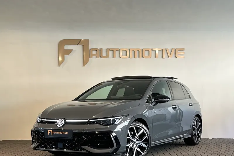 Volkswagen Golf (2025)