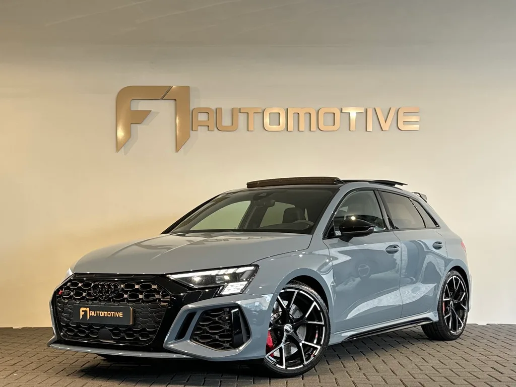 Audi RS3 (2023) — foto 1