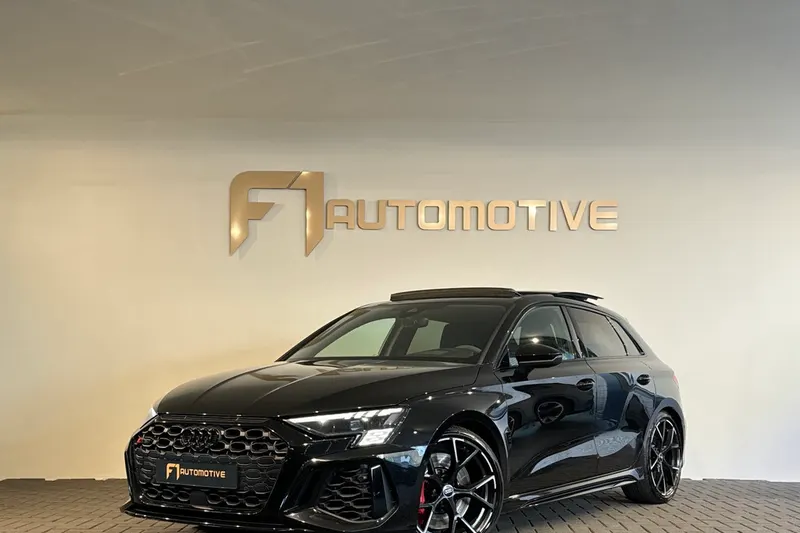 Audi RS3 (2022)