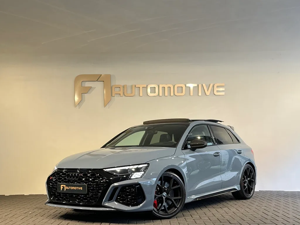 Audi RS 3 (2022) — foto 1