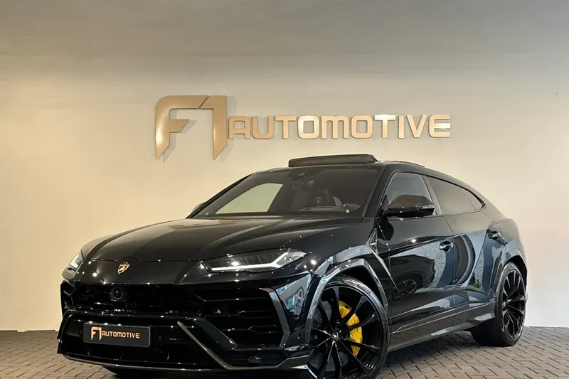Lamborghini Urus (2022)