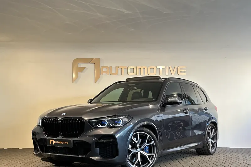 BMW X5 (2022)