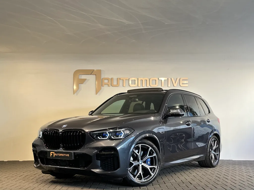 BMW X5 (2022) — foto 1
