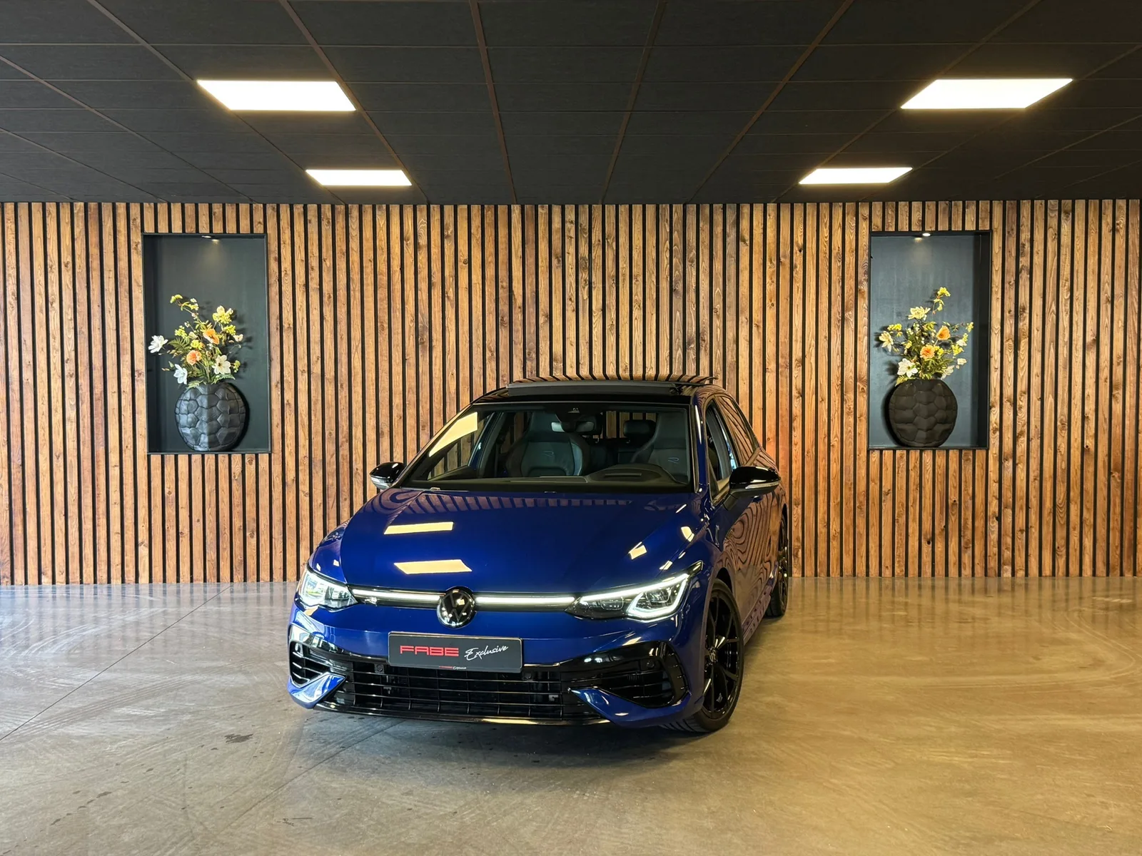 Volkswagen Golf (2023) — foto 1