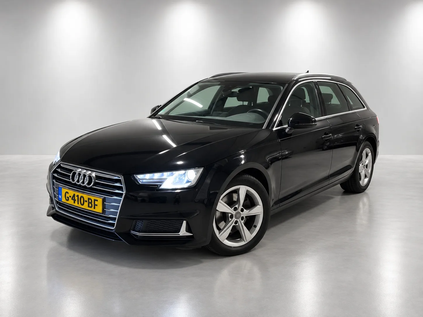 Audi A4 (2019) — foto 1