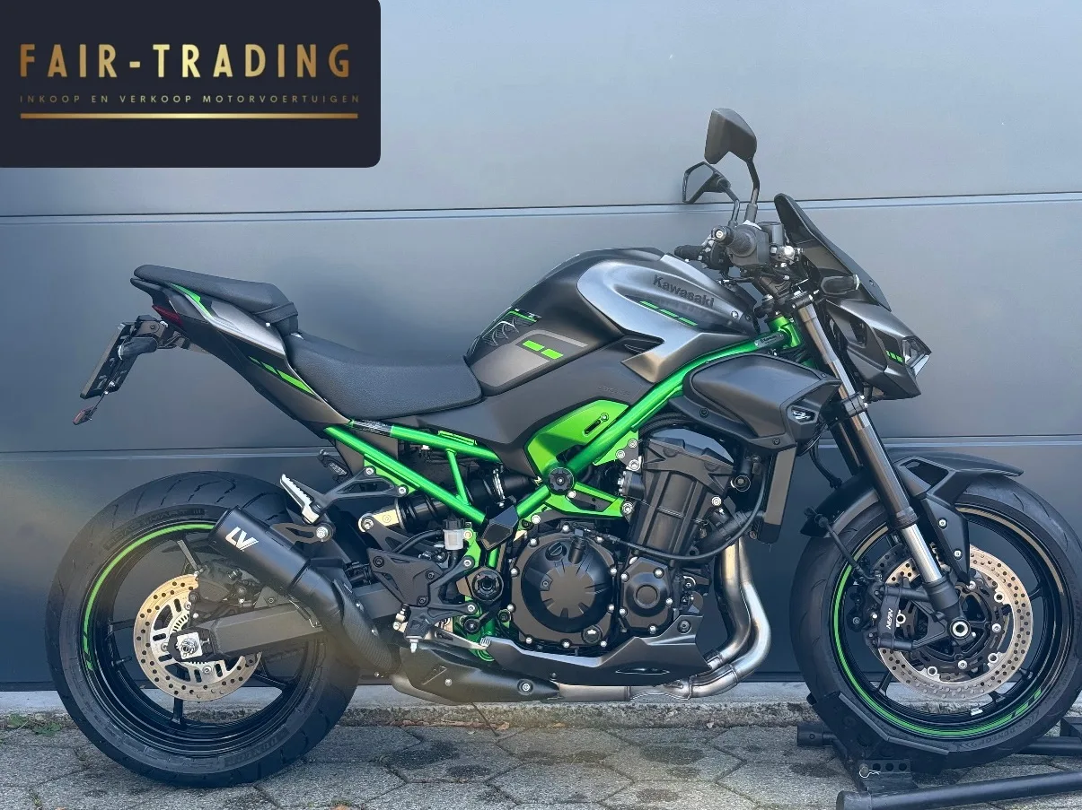 Kawasaki Z900 (2025) — foto 1