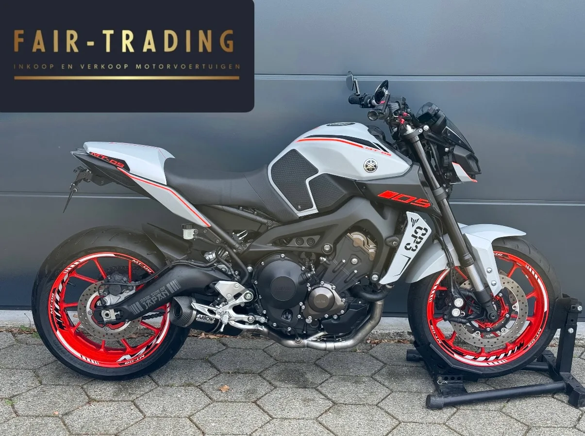 Yamaha MT-09 (2020) — foto 1