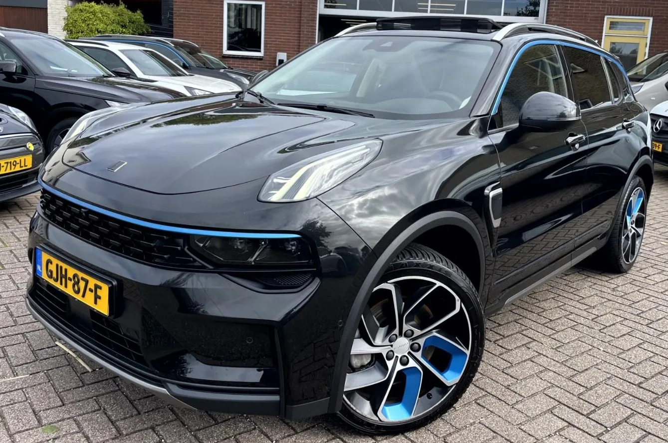 Lynk & Co 01 (2022) — foto 1