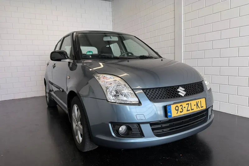 Suzuki Swift (2008)