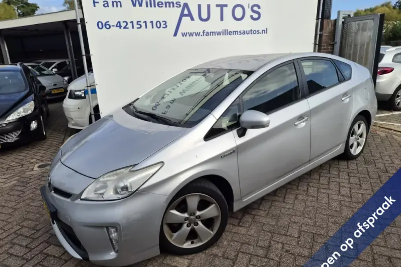 Toyota Prius (2013)