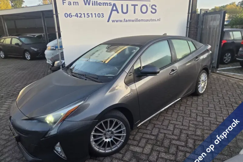 Toyota Prius (2016)