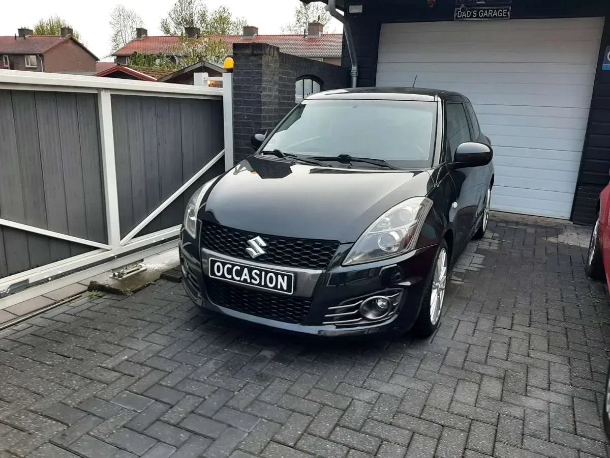 Suzuki Swift (2012) — foto 1