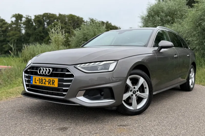 Audi A4 (2021)