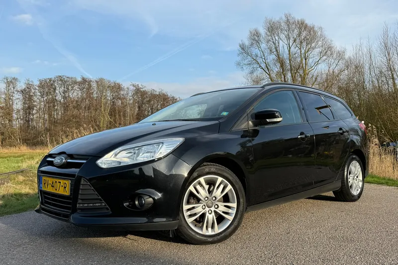 Ford Focus (2012)
