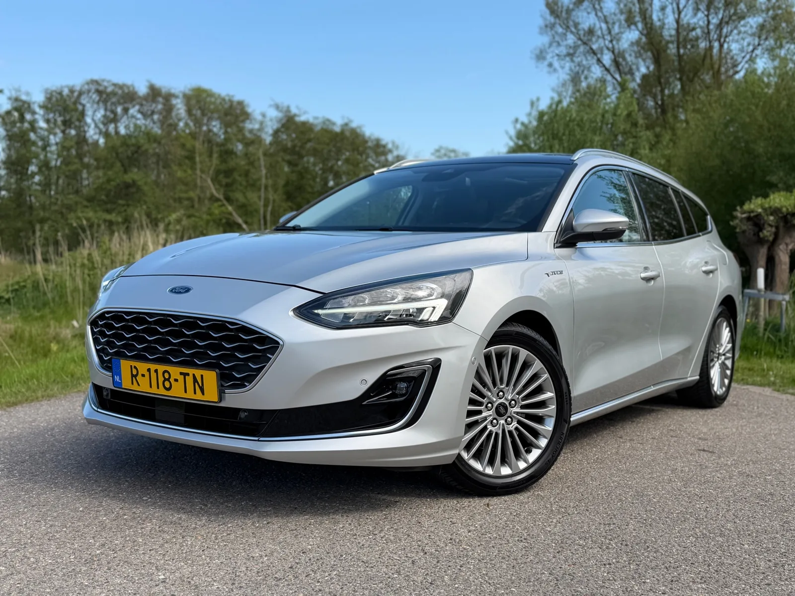 Ford Focus (2020) — foto 1