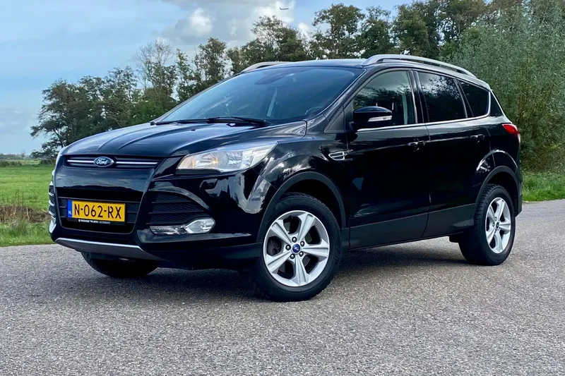 Ford Kuga (2016)