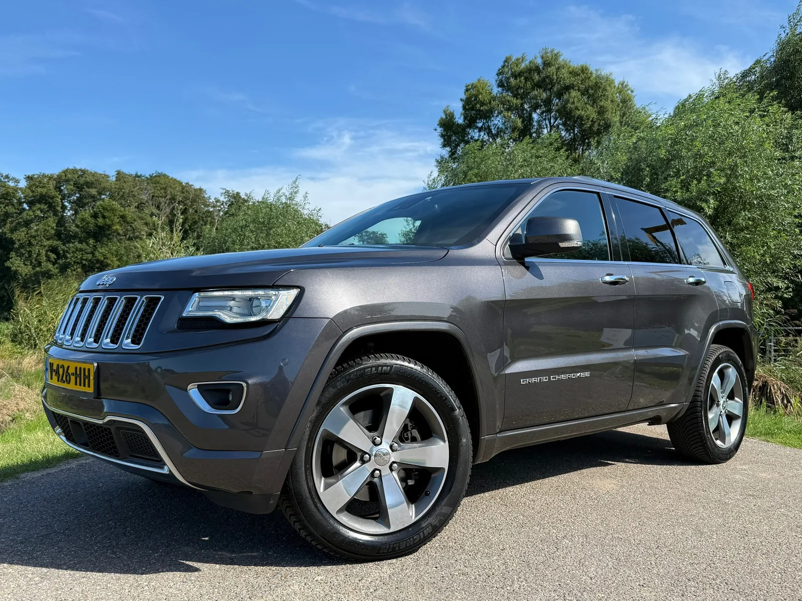 Jeep Grand Cherokee (2017) — foto 1