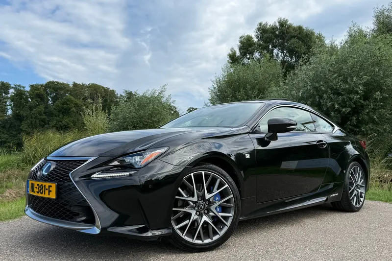 Lexus RC (2016)