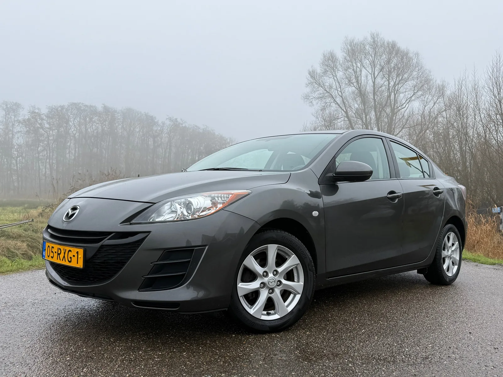 Mazda 3 (2011) — foto 1