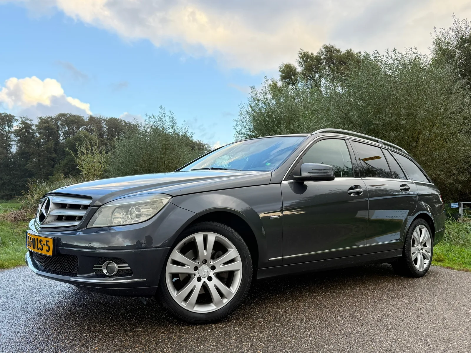 Mercedes-Benz C-Klasse (2009) — foto 1
