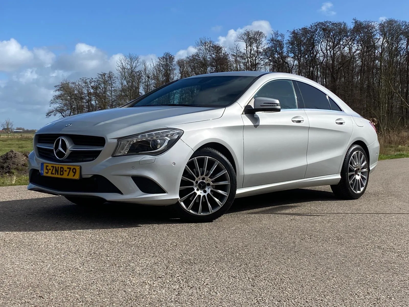 Mercedes-Benz CLA-Klasse (2015) — foto 1
