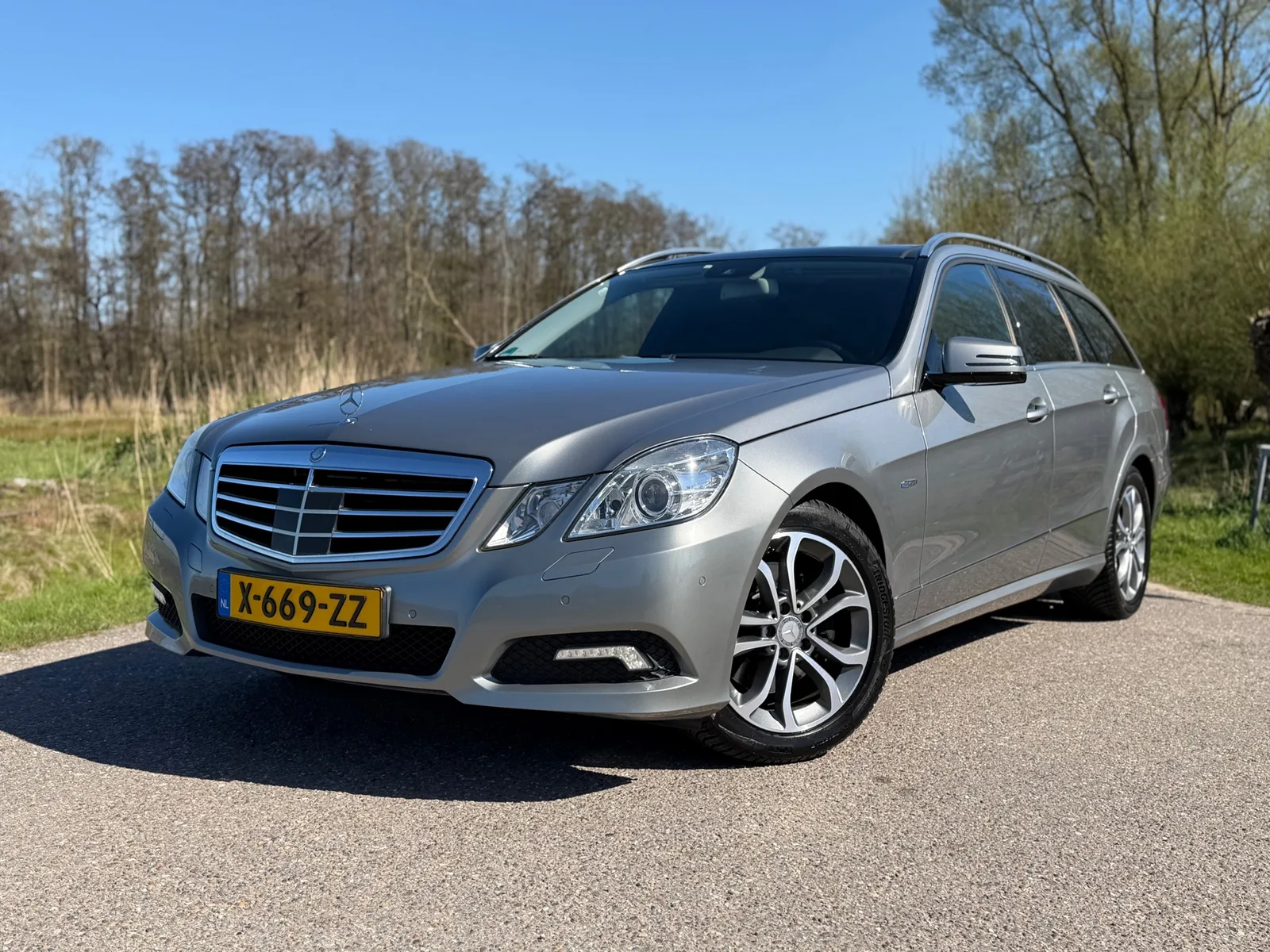Mercedes-Benz E-Klasse (2009) — foto 1
