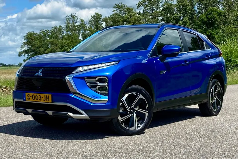 Mitsubishi Eclipse Cross (2022)