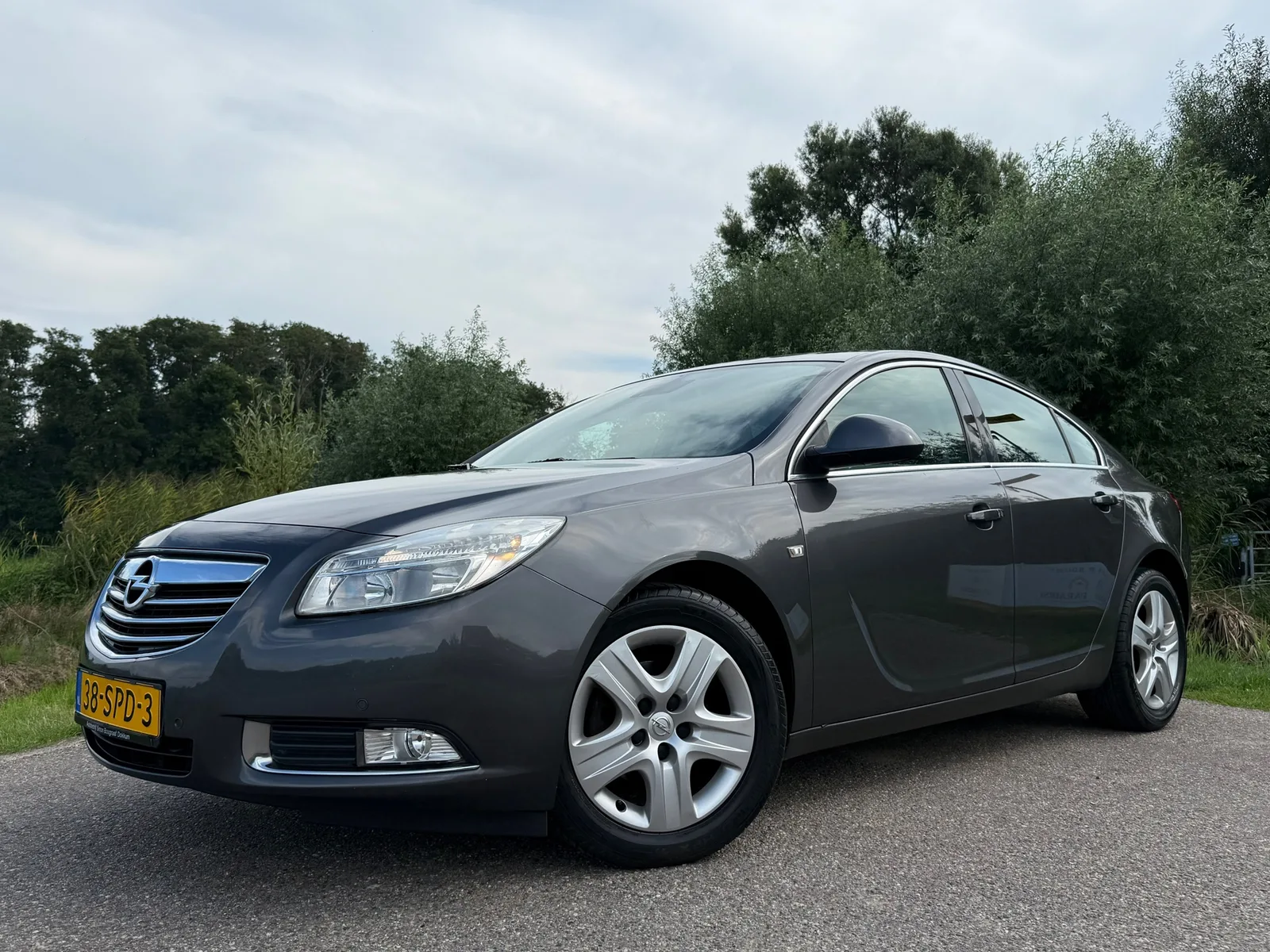 Opel Insignia (2011) — foto 1