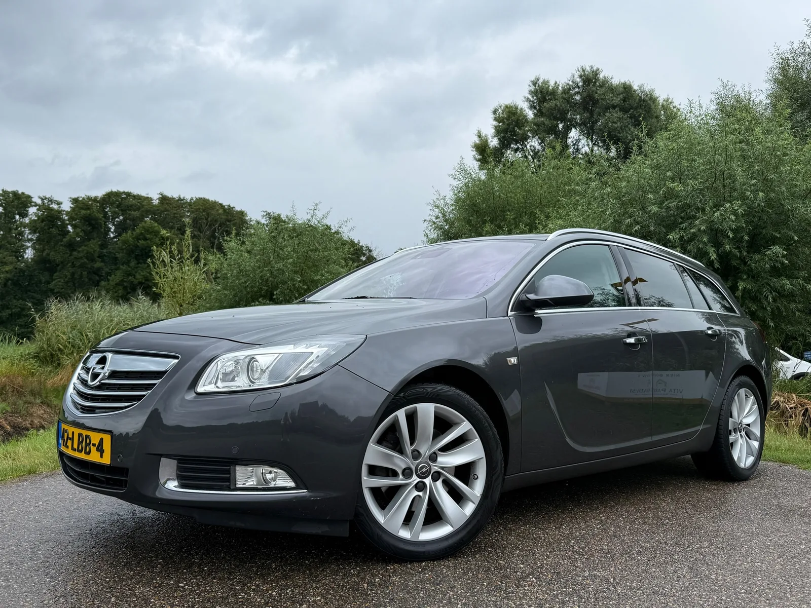 Opel Insignia Sports Tourer (2010) — foto 1