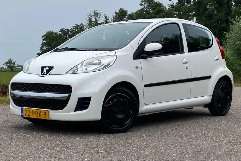 Peugeot 107 (2011)