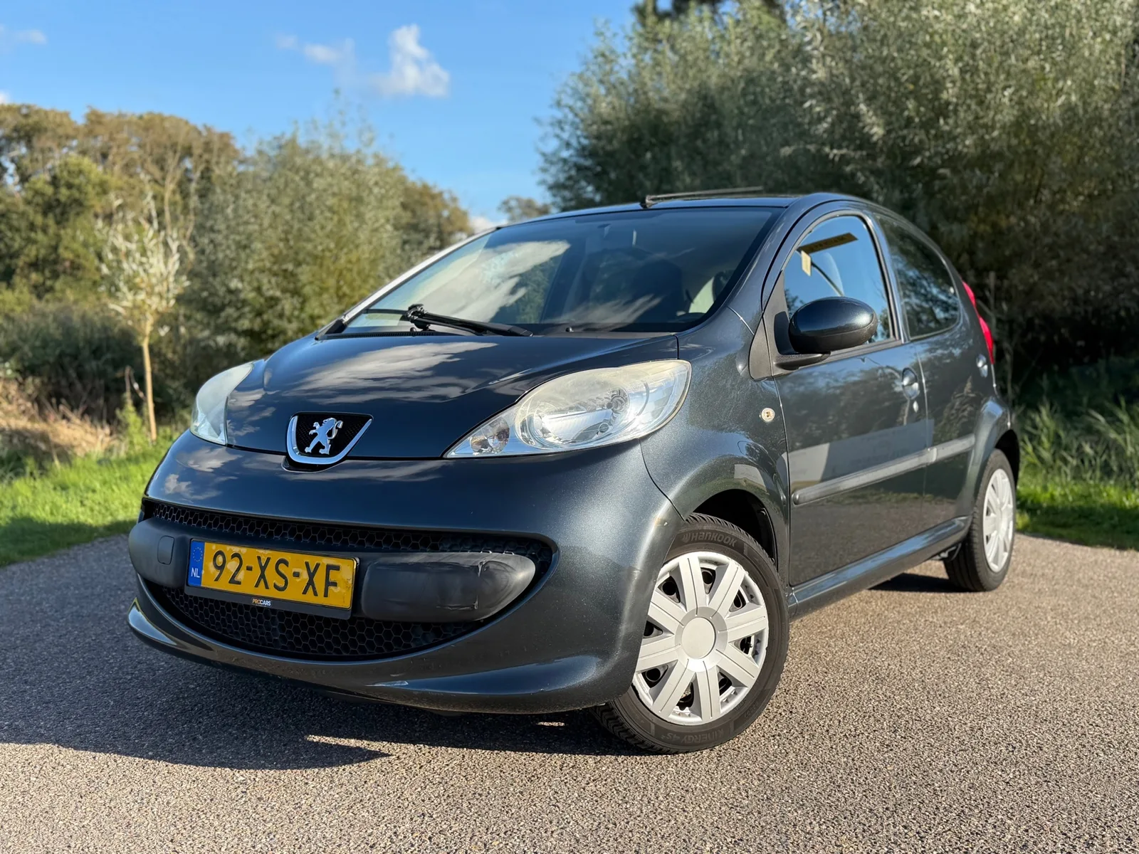 Peugeot 107 (2007) — foto 1