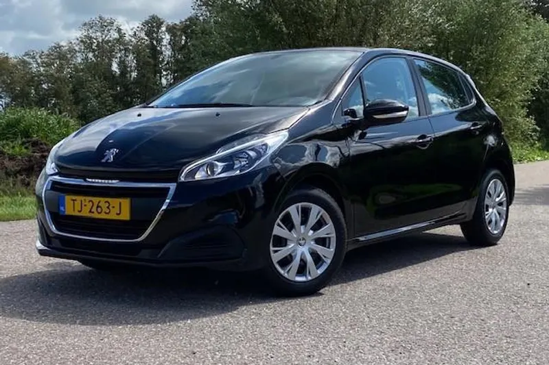 Peugeot 208 (2018)