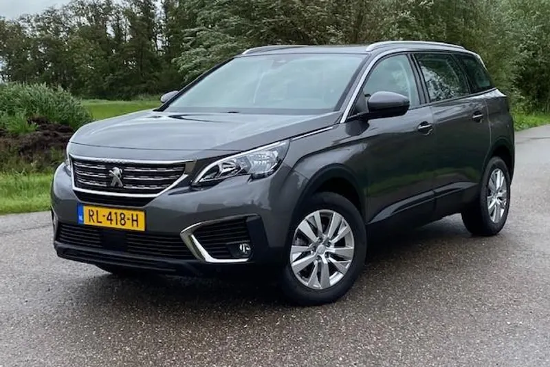 Peugeot 5008 (2017)