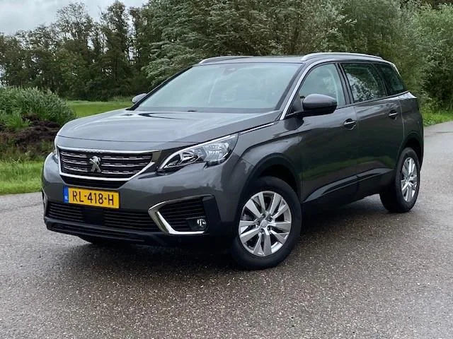 Peugeot 5008 (2017) — foto 1
