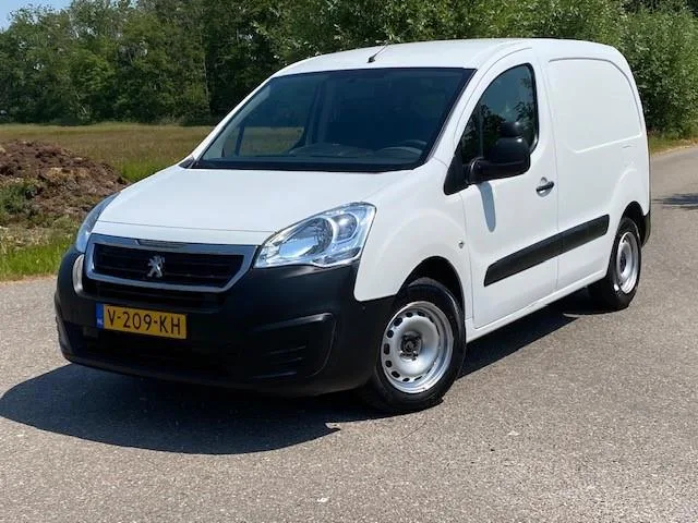 Peugeot Partner (2018) — foto 1