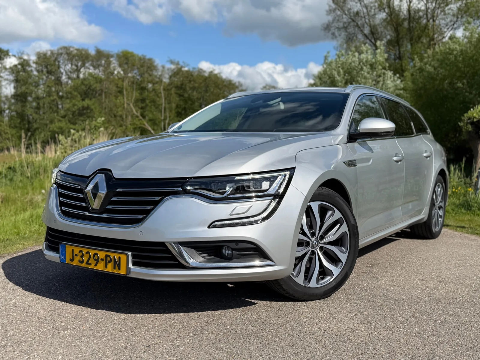 Renault Talisman (2016) — foto 1