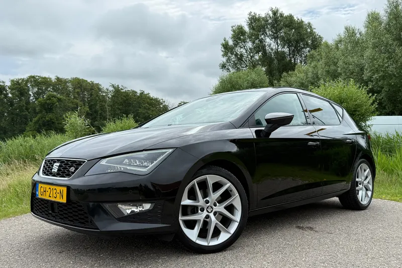 SEAT Leon (2015)
