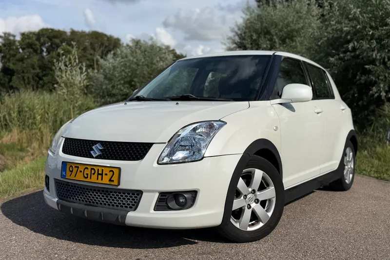 Suzuki Swift (2008)