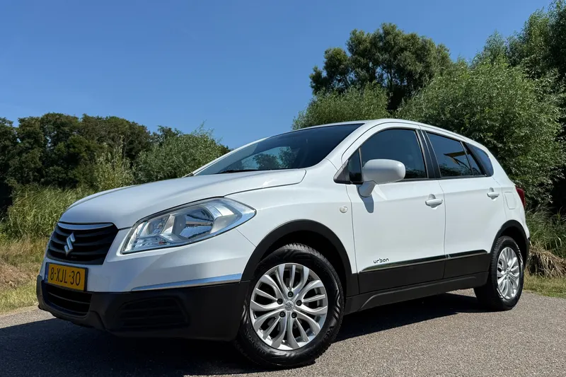 Suzuki SX4 S-Cross (2014)