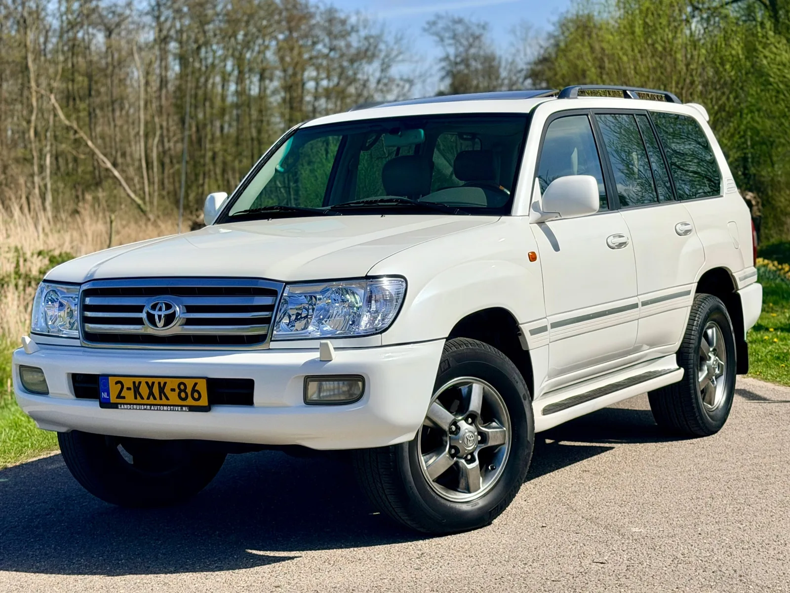 Toyota Land Cruiser100 (2005) — foto 1