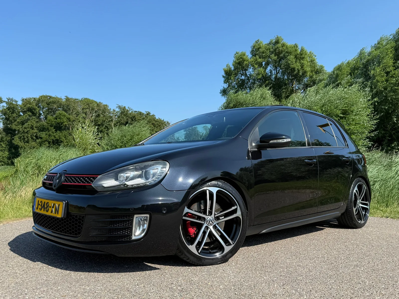 Volkswagen Golf (2010) — foto 1