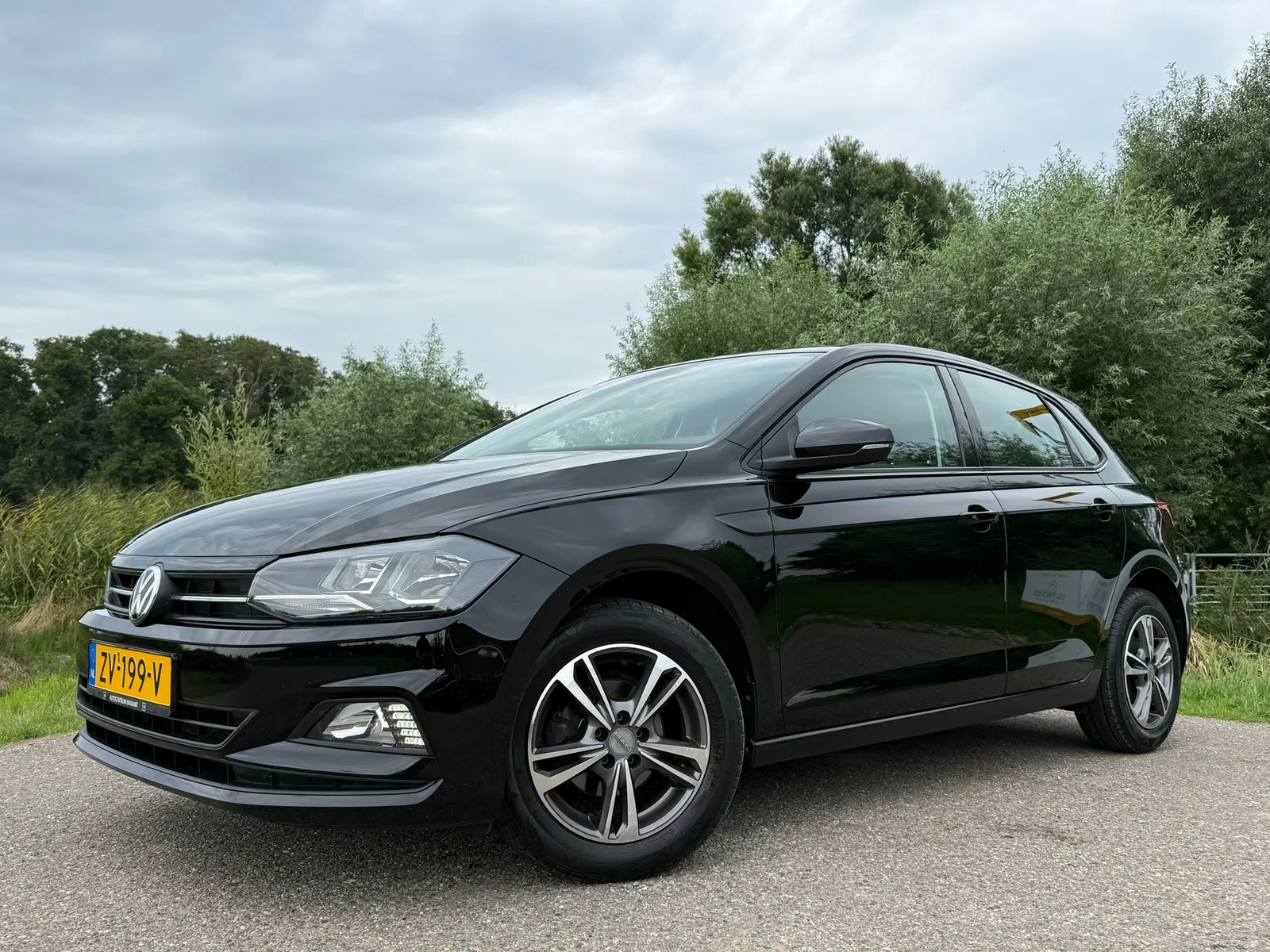 Volkswagen Polo (2019) — foto 1