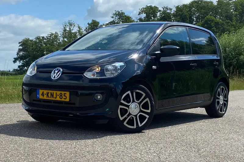 Volkswagen Up! (2013)