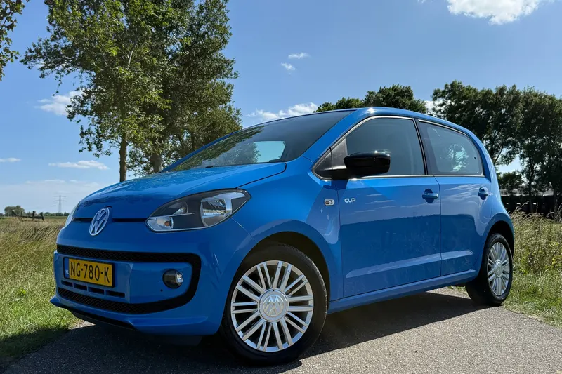 Volkswagen Up! (2014)